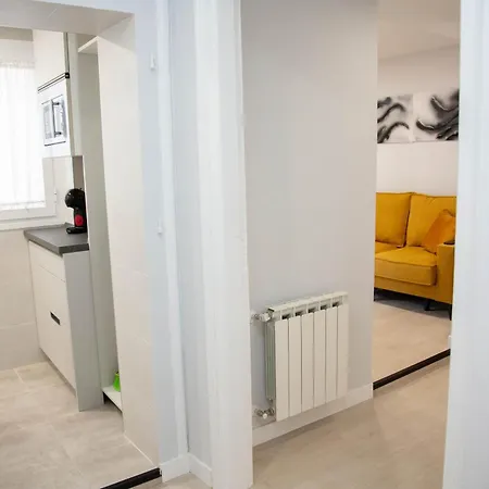 Pregonero Urban - Amarillo Apartmanhotel Soria
