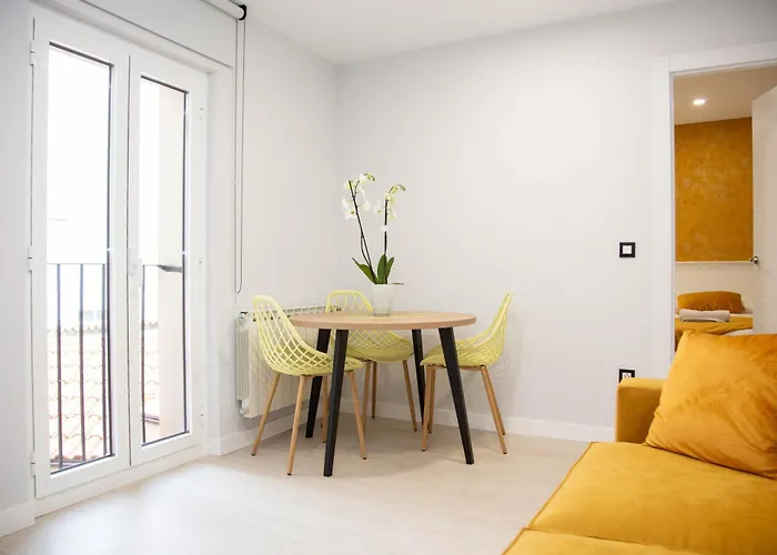 Pregonero Urban - Amarillo Appart hôtel